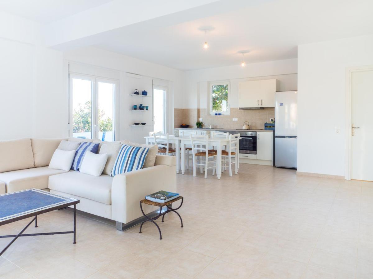 פלאקיאס Villa Mariou מראה חיצוני תמונה